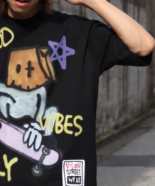 VISION STREET WEAR（ヴィジョンストリートウェア）の「【VISION STREET WEAR/ヴィジョンストリートウェア】×【guernika/ゲルニカ】アノニマウス グラフィックプリント半袖Tシャツ（Tシャツ/カットソー・メンズ・ホワイト/ブラック・M/L/LL）」の5枚目の写真