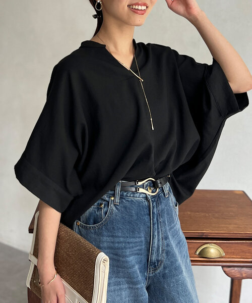 Chez toi(シェトワ)の「リネンタッチ袖ターンバックブラウス(シャツ/ブラウス・レディース・オレンジ/サックスブルー/オフホワイト/チャコールグレー・FREE)」の2枚目の写真