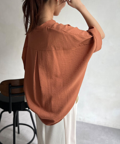 Chez toi(シェトワ)の「リネンタッチ袖ターンバックブラウス(シャツ/ブラウス・レディース・オレンジ/サックスブルー/オフホワイト/チャコールグレー・FREE)」の9枚目の写真
