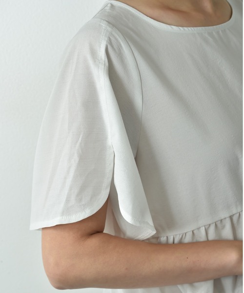 INTERPLANET（インタープラネット）の「麻調シアーティアードブラウス（シャツ/ブラウス・レディース・ブラック/オフホワイト・FREE）」の14枚目の写真