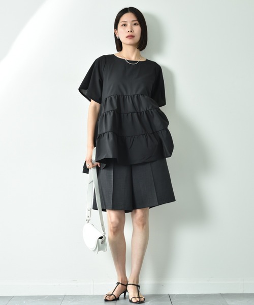 INTERPLANET（インタープラネット）の「麻調シアーティアードブラウス（シャツ/ブラウス・レディース・ブラック/オフホワイト・FREE）」の18枚目の写真