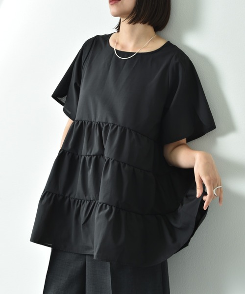 INTERPLANET（インタープラネット）の「麻調シアーティアードブラウス（シャツ/ブラウス・レディース・ブラック/オフホワイト・FREE）」の19枚目の写真