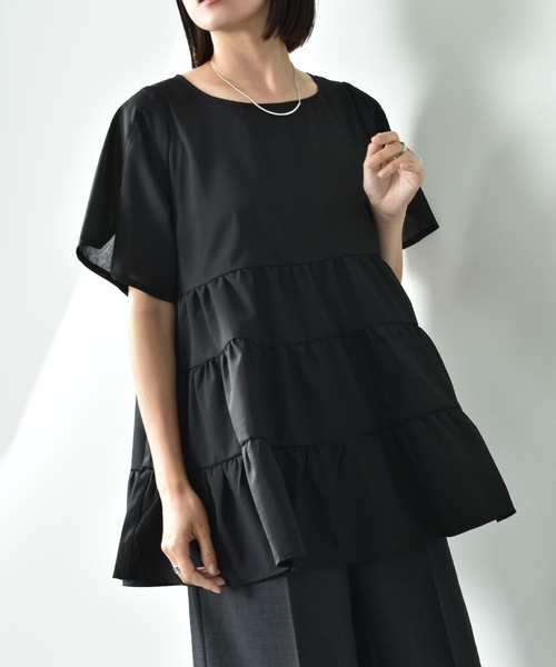 INTERPLANET（インタープラネット）の「麻調シアーティアードブラウス（シャツ/ブラウス・レディース・ブラック/オフホワイト・FREE）」の22枚目の写真