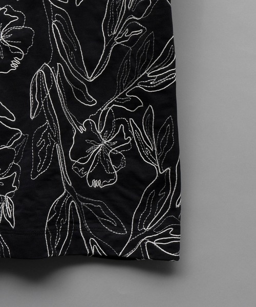 MAISON SPECIAL（メゾンスペシャル）の「《UNISEX》Flower Embroidery