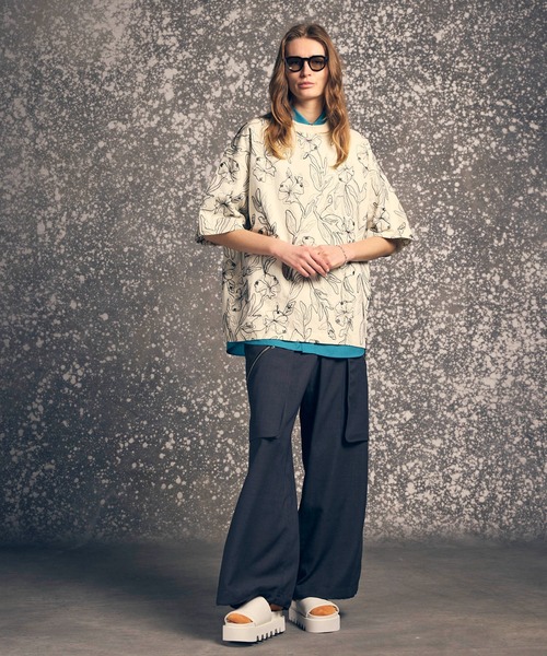 MAISON SPECIAL（メゾンスペシャル）の「《UNISEX》Flower Embroidery