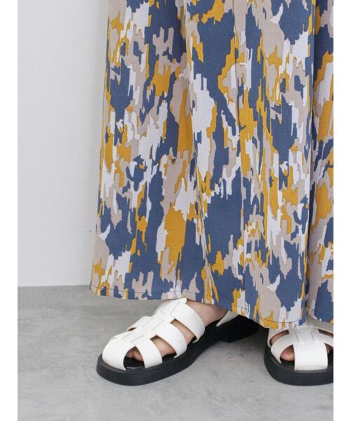 Samansa Mos2 blue（サマンサモスモスブルー）の「楊柳プリントタックキャミワンピース（ワンピース・レディース・ベージュ/ブラック/ネイビー・F）」の10枚目の写真