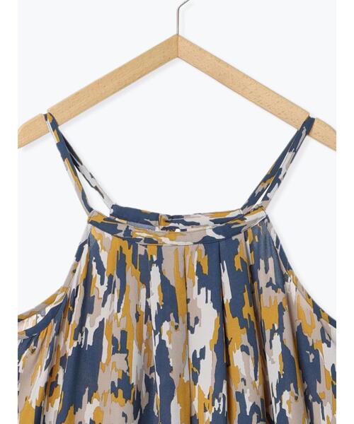Samansa Mos2 blue（サマンサモスモスブルー）の「楊柳プリントタックキャミワンピース（ワンピース・レディース・ベージュ/ブラック/ネイビー・F）」の12枚目の写真