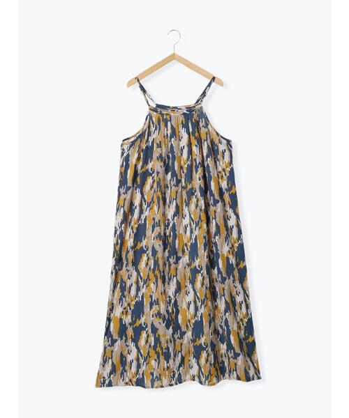 Samansa Mos2 blue（サマンサモスモスブルー）の「楊柳プリントタックキャミワンピース（ワンピース・レディース・ベージュ/ブラック/ネイビー・F）」の6枚目の写真