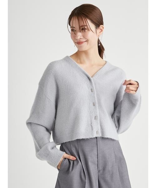 【りさこ@プロフ読んで下さい】クレージュ　ニットクロップドカーディガン CELFORD（セルフォード）の「刺繍入りクロップドカーディガン