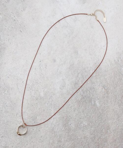 SHOO・LA・RUE（シューラルー）の「◆ツイストリング紐ネックレス（ネックレス・レディース・シルバー/ブロンズ/ゴールド・00）」の6枚目の写真