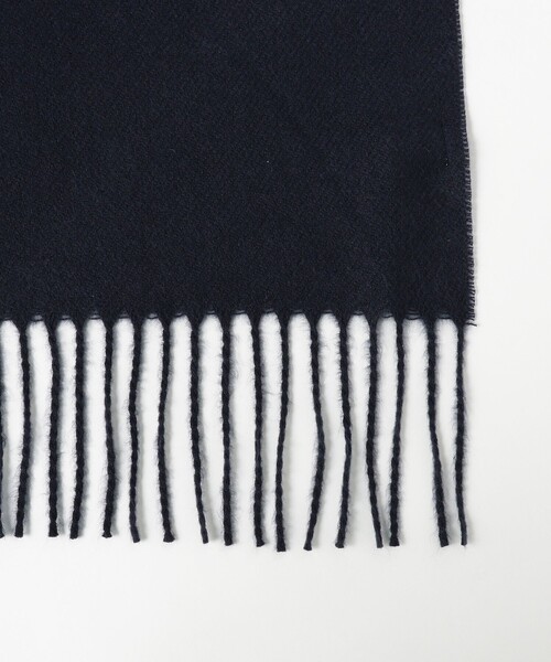 B:MING by BEAMS（ビーミングバイビームス）の「カラー ソリッド ストール（マフラー・レディース・イエロー/ネイビー/ホワイト系その他5/サックスブルー・ONE SIZE）」の16枚目の写真