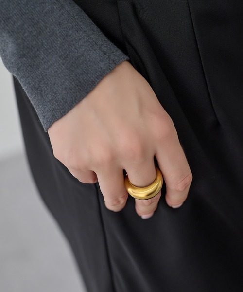 for/c(フォーシー)の「ぷっくりふくれリング【サージカルステンレス】(リング・レディース・シルバー/ゴールド・13号/11号)」の1枚目の写真