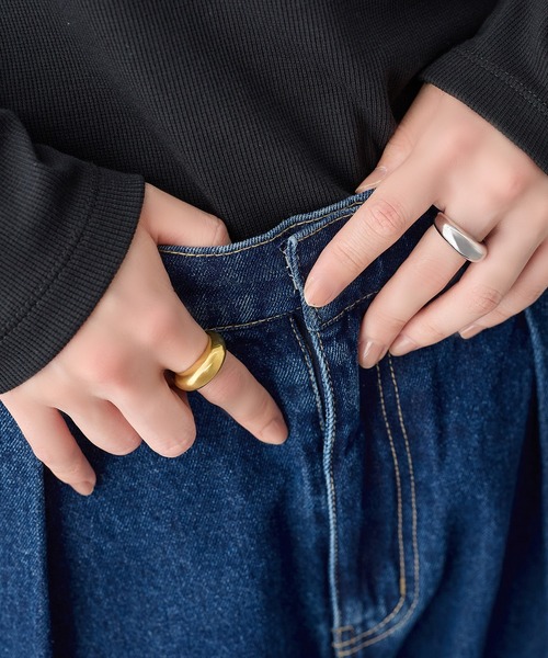 for/c(フォーシー)の「ぷっくりふくれリング【サージカルステンレス】(リング・レディース・シルバー/ゴールド・13号/11号)」の3枚目の写真