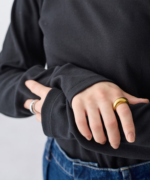 for/c(フォーシー)の「ぷっくりふくれリング【サージカルステンレス】(リング・レディース・シルバー/ゴールド・13号/11号)」の8枚目の写真