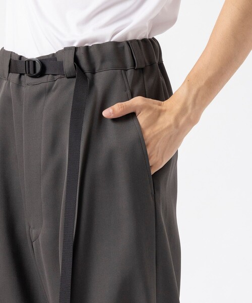 UJOH HOMME / ウジョーオム】Tape-Belt 1 Tuck Pants