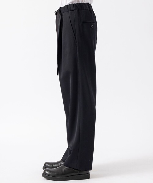 UJOH HOMME / ウジョーオム】Tape-Belt 1 Tuck Pants