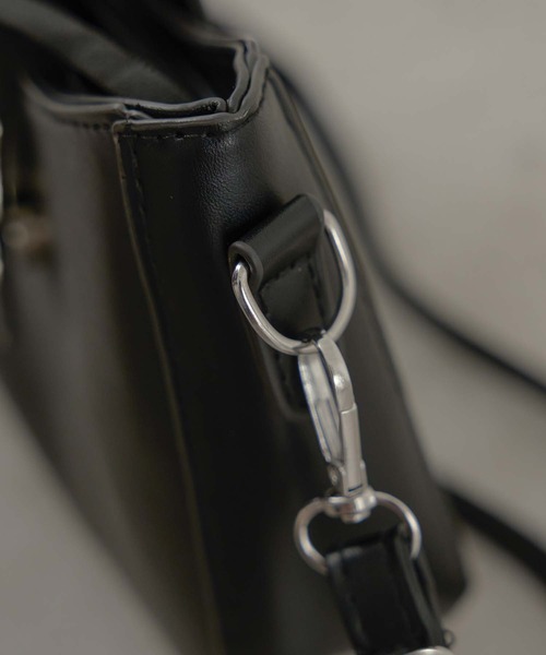 Ambre Neige（アンブルネージュ）の「ribbon shoulder bag / リボンショルダーバッグ（ショルダーバッグ・レディース・ブラック/オフホワイト/ピンク・FREE）」の8枚目の写真