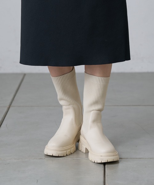 COLONY 2139（コロニートゥーワンスリーナイン）の「ニットミドルブーツ（ブーツ・レディース・ブラック/アイボリー・LARGE/MEDIUM）」の15枚目の写真