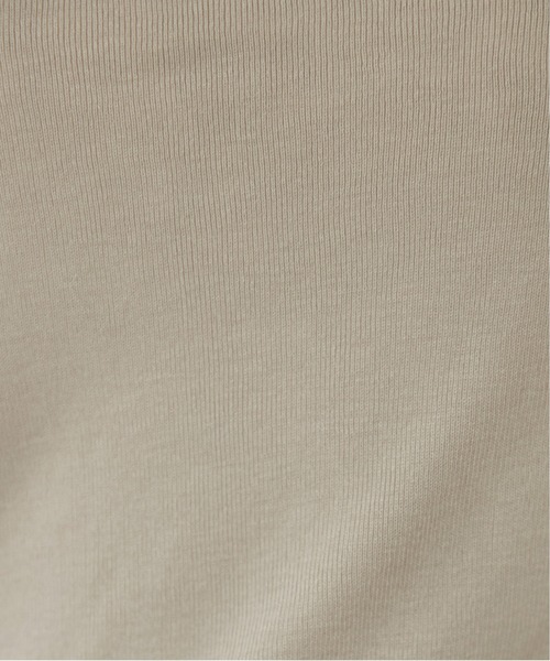 ANGIE(アンジー)の「タートルネック 長袖 シアートップス(Tシャツ/カットソー・レディース・ベージュ/オフホワイト/ブラック/ライトグレー/チャコールグレー・FREE)」の8枚目の写真