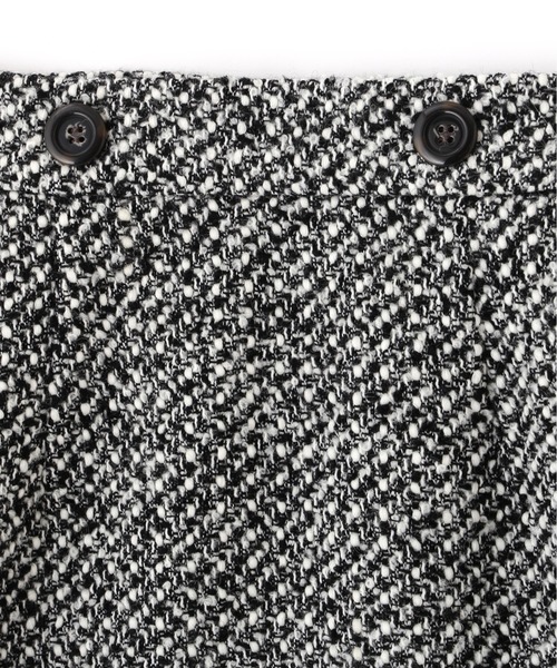 JILL by JILL STUART（ジルバイジルスチュアート）の「◇シャギー・ツィード素材バリエーションミドル丈ミニスカート（スカート・レディース・ブラック系その他/ホワイト系その他・SMALL/MEDIUM）」の18枚目の写真