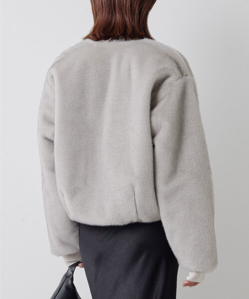 GALLARDAGALANTE（ガリャルダガランテ）の「ノーカラーファーブルゾン