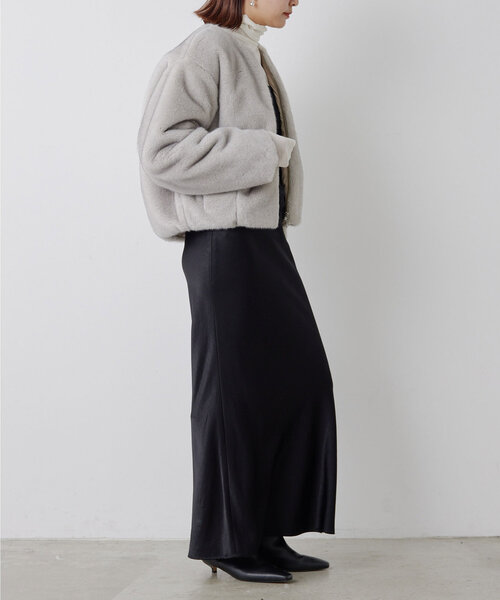 GALLARDAGALANTE（ガリャルダガランテ）の「ノーカラーファーブルゾン