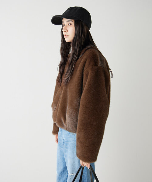 GALLARDAGALANTE（ガリャルダガランテ）の「ノーカラーファーブルゾン