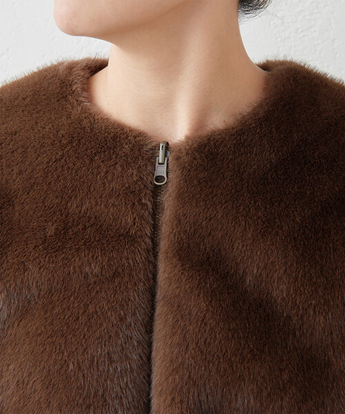 GALLARDAGALANTE（ガリャルダガランテ）の「ノーカラーファーブルゾン