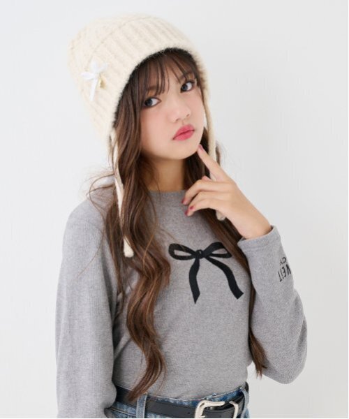 by LOVEiT（バイラビット）の「大人リボン起毛テレコプルオーバー（Tシャツ/カットソー・キッズ・ブラック/オフホワイト/グレー・120cm/130cm/140cm/150cm/160cm）」の3枚目の写真