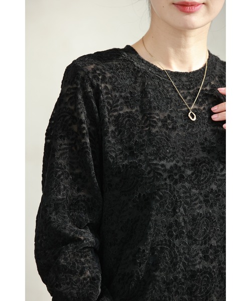 cawaii(カワイイ)の「(黒)ペイズリー柄浮かぶベロア風カットソートップス(Tシャツ/カットソー・レディース・ブラック・FREE)」の13枚目の写真