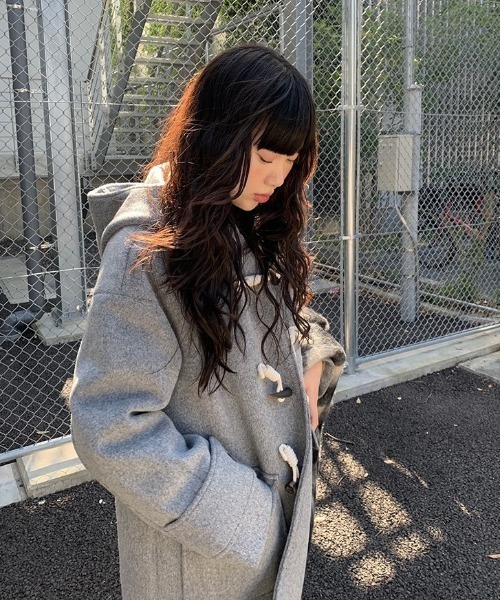 anyonemore（エニワンモア）の「フード付きロングダッフルコート