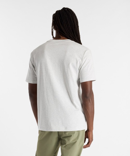 NEW BALANCE（ニューバランス）の「Athletics ロゴ ショートスリーブTシャツ（Tシャツ/カットソー・メンズ・ヘザーグレー/ブラック・XX-LARGE/X-LARGE/LARGE/MEDIUM/SMALL）」の10枚目の写真