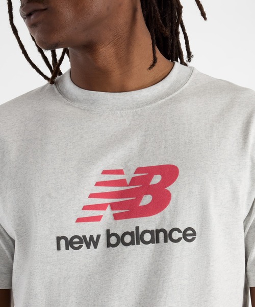 NEW BALANCE（ニューバランス）の「Athletics ロゴ ショートスリーブTシャツ（Tシャツ/カットソー・メンズ・ヘザーグレー/ブラック・XX-LARGE/X-LARGE/LARGE/MEDIUM/SMALL）」の11枚目の写真