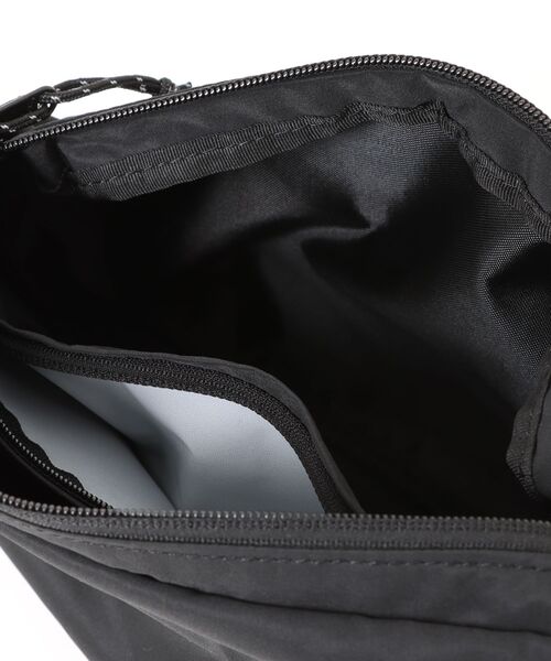 COBMASTER(コブマスター)の「【COBMASTER/コブマスター】Air WP ALT SHOULDERBAG 3L(ショルダーバッグ・メンズ・ベージュ/パープル/イエロー/ブラック/グリーン/ブルー/レッド/ブルー系その他・FREE)」の21枚目の写真