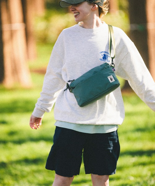 COBMASTER(コブマスター)の「【COBMASTER/コブマスター】Air WP ALT SHOULDERBAG 3L(ショルダーバッグ・メンズ・ベージュ/パープル/イエロー/ブラック/グリーン/ブルー/レッド/ブルー系その他・FREE)」の4枚目の写真