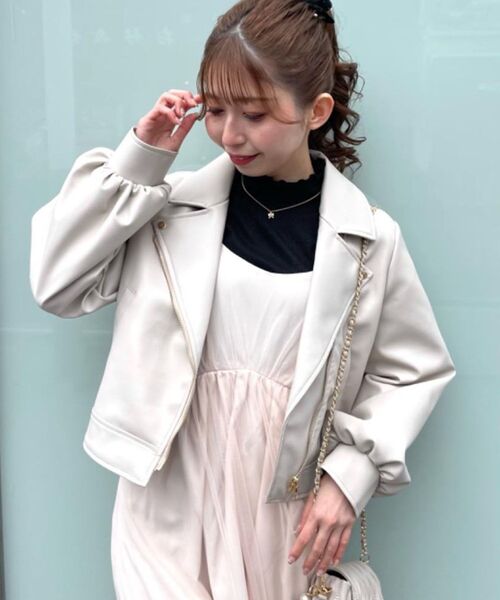 MAJESTIC LEGON（マジェスティックレゴン）の「Ladyショートライダース（ブルゾン・レディース・ベージュ/ブラウン/ブラック/アイボリー・MEDIUM/SMALL）」の17枚目の写真