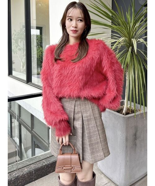 dazzlin（ダズリン）の「シャギークルーニットトップス（ニット/セーター・レディース・ピンク/レッド/アイボリー/チャコールグレー・FREE）」の8枚目の写真