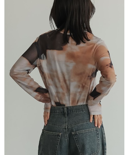 Re:EDIT（リエディ）の「[2025SS COLLECTION]ニュアンス柄シアーロングＴシャツ（Tシャツ/カットソー・レディース・ブルー/オレンジ・MEDIUM/LARGE）」の8枚目の写真