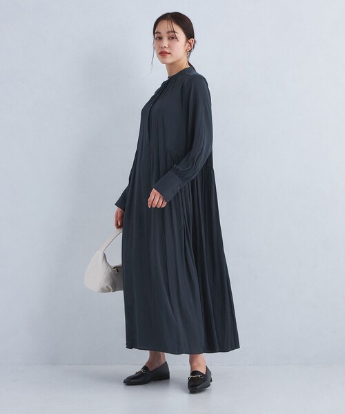 green label relaxing（グリーンレーベルリラクシング）の「キリカエ ギャザー ワンピース 2（ワンピース・レディース・ライム/ネイビー/ベージュ・FREE）」の10枚目の写真