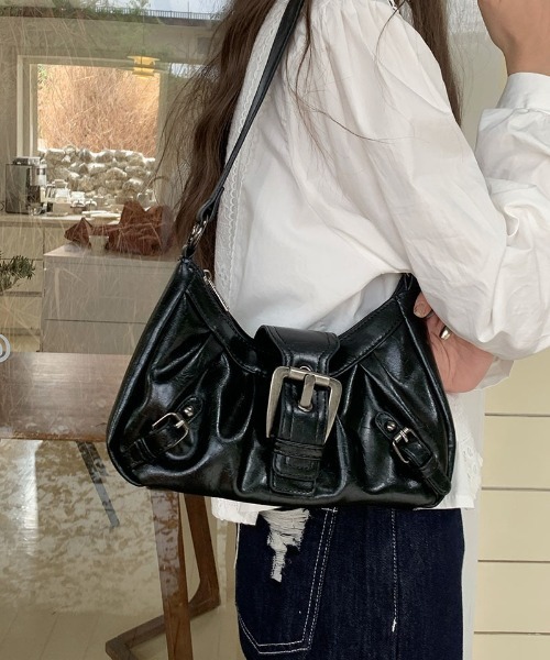 Ritzy（リッツィー）の「バックルデザイン PUショルダーバッグ　Y2K（ショルダーバッグ・レディース・ブラック/ダークブラウン系・FREE）」の8枚目の写真