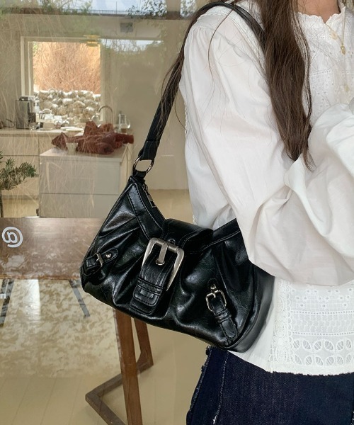 セール】バックルデザイン PUショルダーバッグ Y2K（ショルダーバッグ