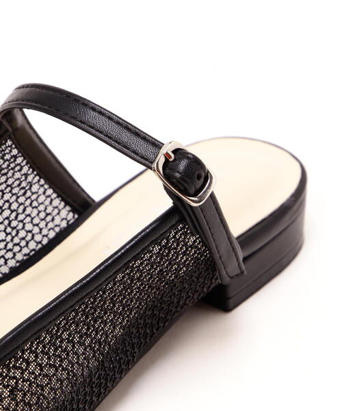 NATURAL BEAUTY BASIC（ナチュラルビューティーベーシック）の「◇ 【Oggi掲載】メタリックシアーミュール（サンダル・レディース・シルバー/ブラック・LARGE/MEDIUM/SMALL）」の7枚目の写真