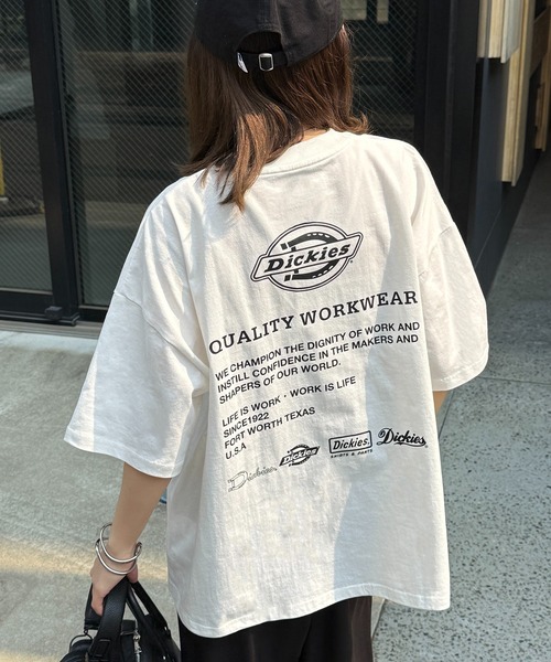 Dickies（ディッキーズ）の「【Dickies】バックプリントTシャツ 別注　5222-TTMDK3（Tシャツ/カットソー・レディース・ホワイト/ブラック系1/グレー系1/グレー/ホワイト系1/ブラック・XS/S/M/L/LL）」の2枚目の写真
