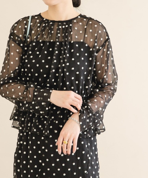 URBAN RESEARCH ROSSO WOMEN（アーバンリサーチ　ロッソ）の「フラワー刺繍ブラウス（シャツ/ブラウス・レディース・ブラック/モカ・FREE）」の8枚目の写真