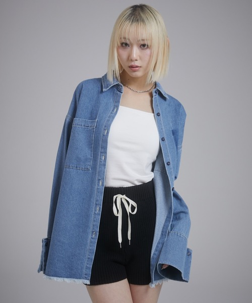 ENVYM（アンビー）の「ビックカフスオーバーサイズデニムシャツ（シャツ/ブラウス・レディース・ブルー/ブラック・FREE）」の19枚目の写真