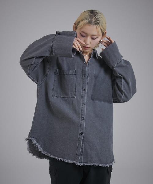 ENVYM（アンビー）の「ビックカフスオーバーサイズデニムシャツ（シャツ/ブラウス・レディース・ブルー/ブラック・FREE）」の13枚目の写真