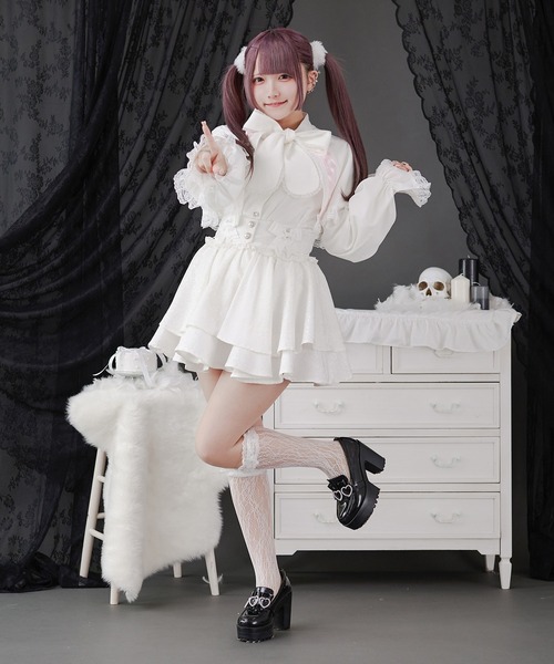 pupu⭐︎　値下げ‼︎lohen 試着のみ　シャツブラウス　白 Lui's（ルイス）の「サテンパイピングシャツ (セットアップ対応