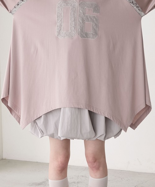 forksy.(フォルクシー)の「【forksy.】ナンバリング フラワーレース アシンメトリー ワンピース(ワンピース・レディース・ピンクベージュ/ブラック/ネイビー・FREE)」の8枚目の写真