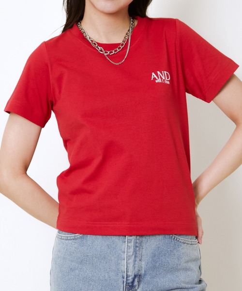 GORGE(ゴージ)の「《ワンポイント刺繍×シンプル》レディース 半袖Tシャツ 綿混 カジュアル 春夏秋(Tシャツ/カットソー・レディース・オフホワイト/レッド/イエロー/ネイビー/ブラック・F)」の8枚目の写真