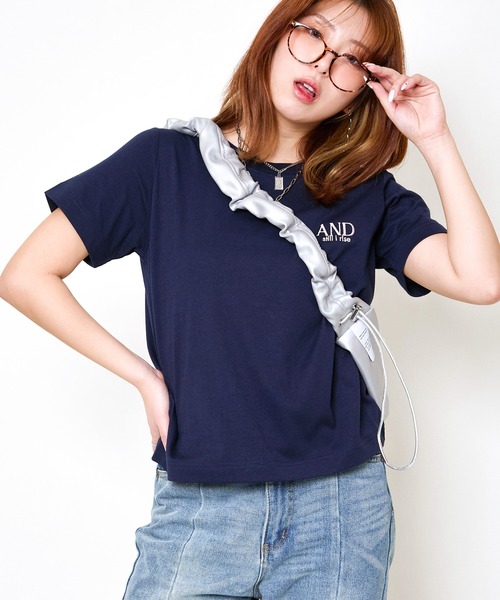 GORGE(ゴージ)の「《ワンポイント刺繍×シンプル》レディース 半袖Tシャツ 綿混 カジュアル 春夏秋(Tシャツ/カットソー・レディース・オフホワイト/レッド/イエロー/ネイビー/ブラック・F)」の21枚目の写真